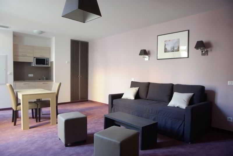 Appart Hotel Odalys City Montpellier Les Occitanes Exterior foto